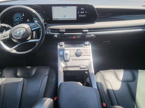 Used 2025 Hyundai Palisade Calligraphy FWD image 5