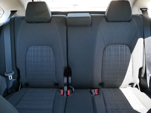Certified 2024 Honda HR-V LX image 13