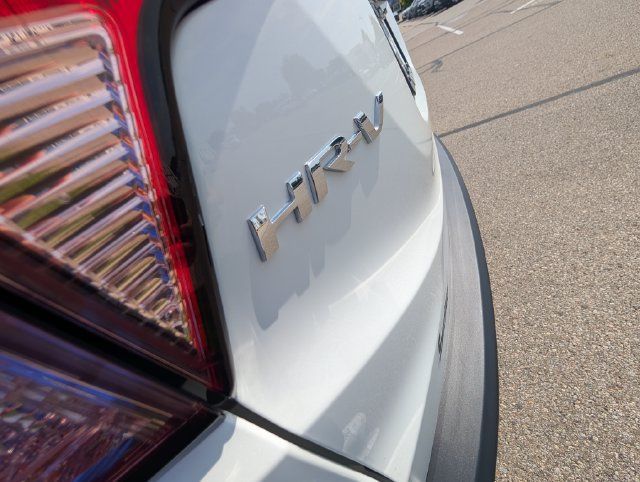 Used 2018 Honda HR-V EX image 28