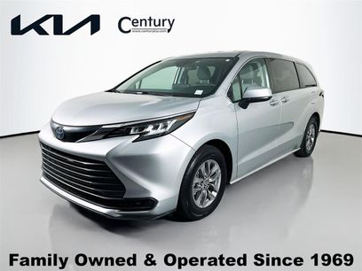 Used 2023 Toyota Sienna LE