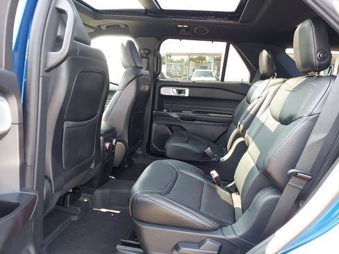 Used 2020 Ford Explorer ST w/ ST High-Performance Pack AWD/4WD image 10