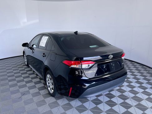 Used 2024 Toyota Corolla LE FWD image 5