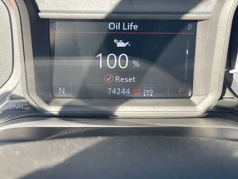 Used 2020 GMC Sierra 1500 Elevation w/ Elevation Value Package image 16