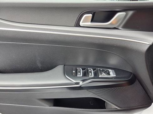 Used 2023 Kia K5 GT-Line image 21