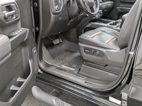 Used 2022 GMC Sierra 1500 AT4 w/ AT4 Preferred Package image 29