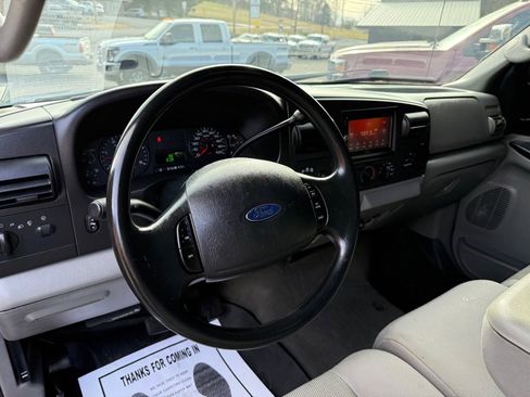 Used 2006 Ford F350 4x4 SuperCab Super Duty image 35