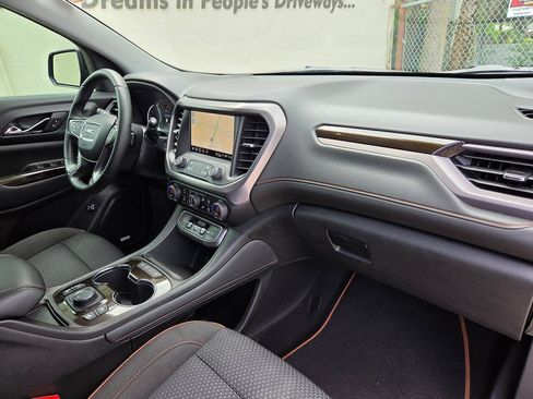 Used 2023 GMC Acadia AT4 AWD/4WD image 10