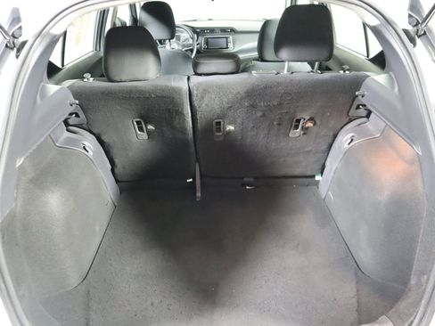 Used 2022 Nissan Kicks S image 9