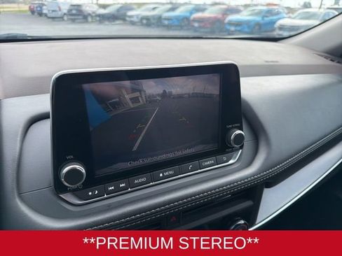 Used 2023 Nissan Rogue SV image 15