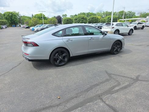 Used 2023 Honda Accord Sport image 7
