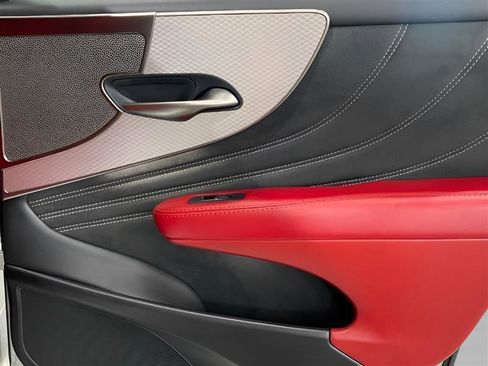 Used 2019 Lexus LS 500 F Sport w/ Accessory Package (Z1) image 13