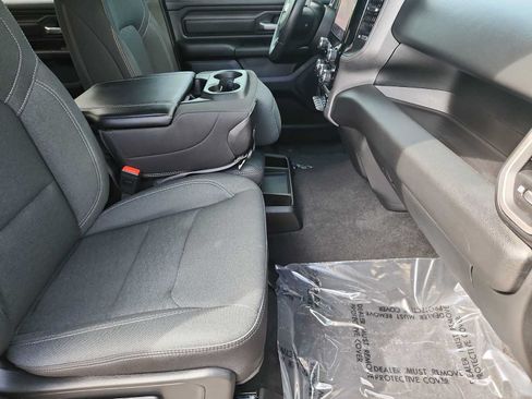Used 2026 RAM 1500 Express RWD image 18