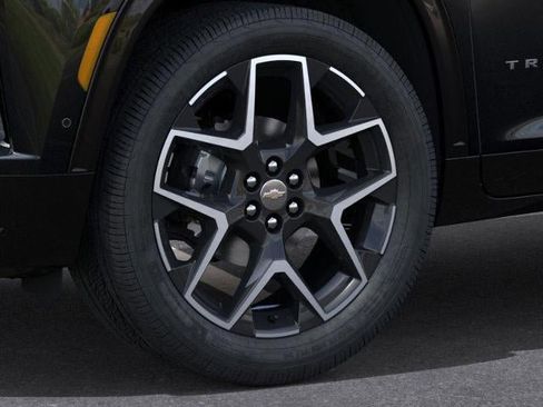 New 2026 Chevrolet Traverse High Country w/ LPO, Floor Liner Package image 9