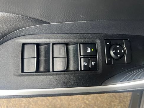 Used 2022 Toyota RAV4 XLE w/ Convenience Package AWD/4WD image 50