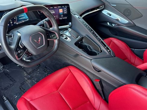 Used 2023 Chevrolet Corvette Stingray Coupe w/ Z51 Performance Package image 4