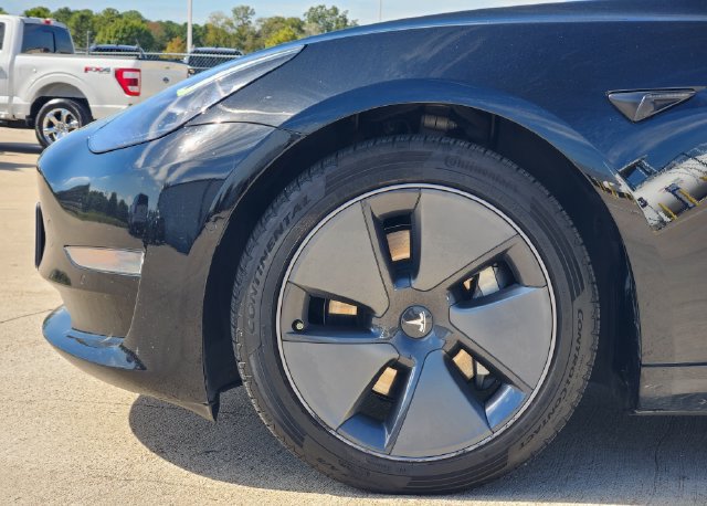 Used 2022 Tesla Model 3 Long Range AWD/4WD image 8