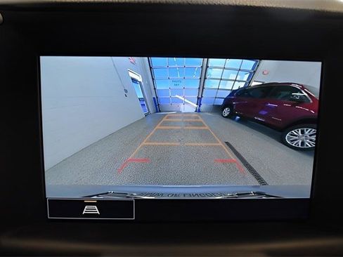 Used 2022 GMC Terrain SLT image 8