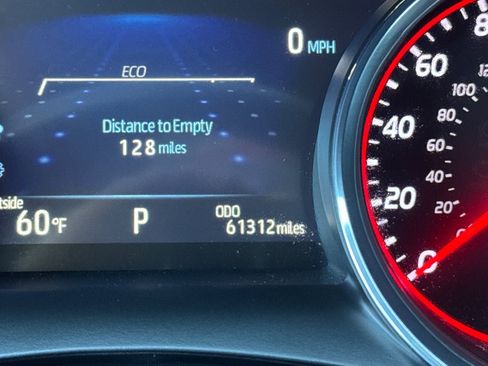 Used 2020 Toyota Camry XSE image 28