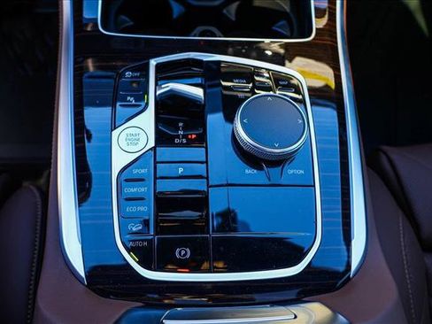 New 2026 BMW X5 xDrive40i w/ Climate Comfort Package image 17