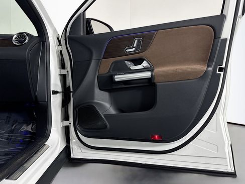 New 2026 Mercedes-Benz GLA 250 image 23