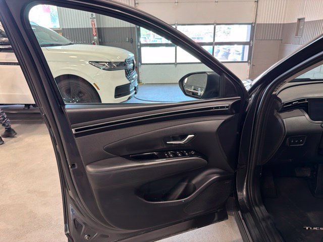 Used 2024 Hyundai Tucson Limited AWD/4WD image 19