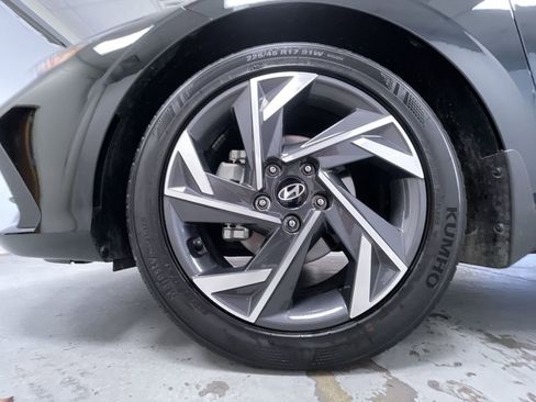 Used 2025 Hyundai Elantra Sport image 9