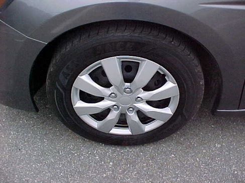 Used 2010 Honda Accord LX image 6