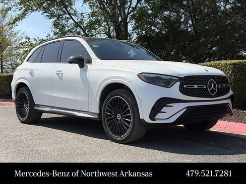 Used 2023 Mercedes-Benz GLC 300 image 1