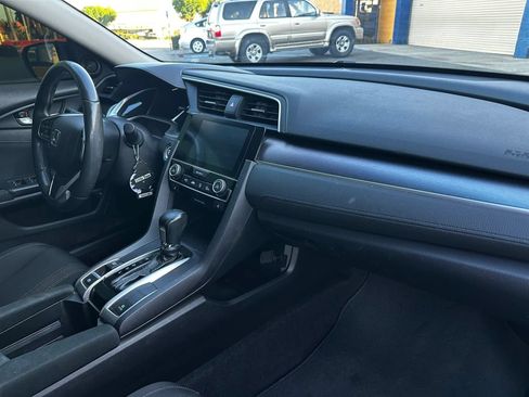 Used 2018 Honda Civic EX-T image 13