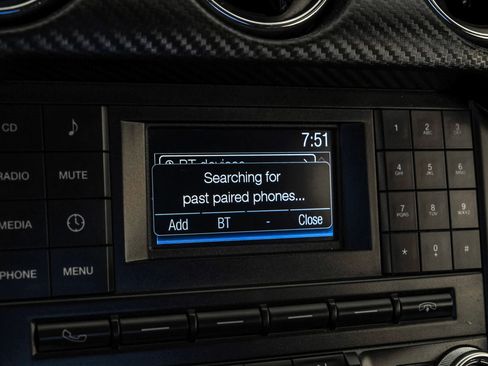 Used 2017 Ford Mustang Coupe image 29