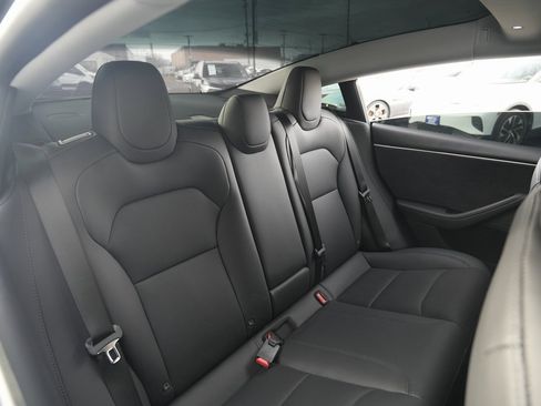 Used 2025 Tesla Model 3 Long Range image 22