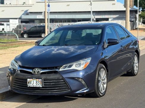 Used 2015 Toyota Camry XLE image 1