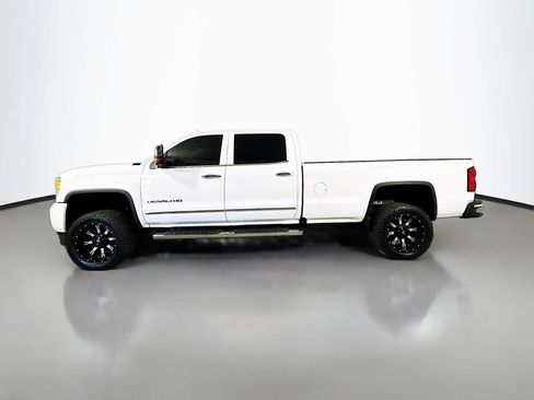 Used 2016 GMC Sierra 3500 Denali w/ Duramax Plus Package AWD/4WD image 4