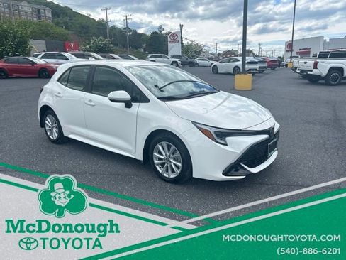 Certified 2025 Toyota Corolla SE FWD image 4