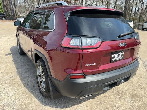 Used 2020 Jeep Cherokee Latitude Lux w/ Comfort/Convenience Group image 6