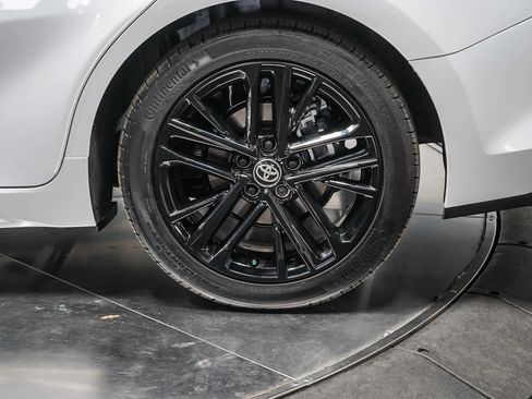 Used 2026 Toyota Camry SE image 12