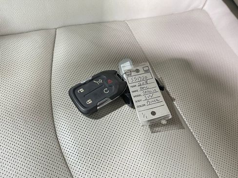 Used 2018 GMC Terrain Denali w/ Advanced Safety Package image 38