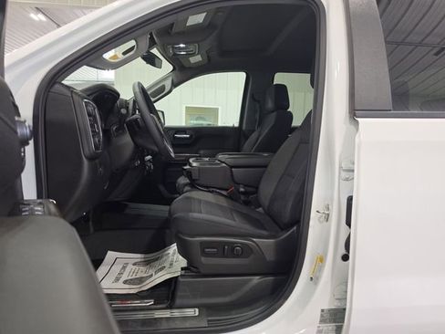 Used 2022 Chevrolet Silverado 1500 RST AWD/4WD image 19
