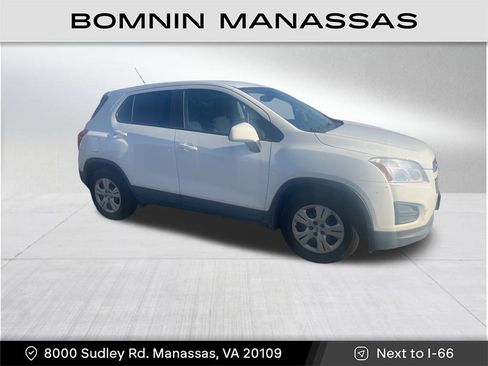 Used 2016 Chevrolet Trax LS image 4