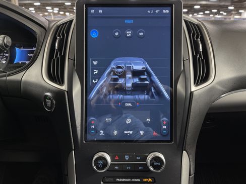 Used 2022 Ford Edge SEL w/ Convenience Package image 24