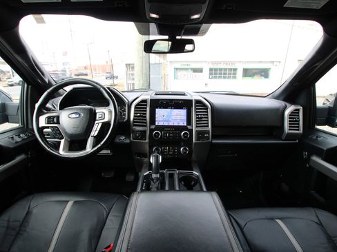 Used 2019 Ford F150 Platinum image 13