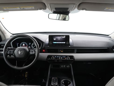 Used 2023 Honda Pilot LX image 14