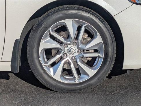 Used 2019 Honda Accord LX image 11