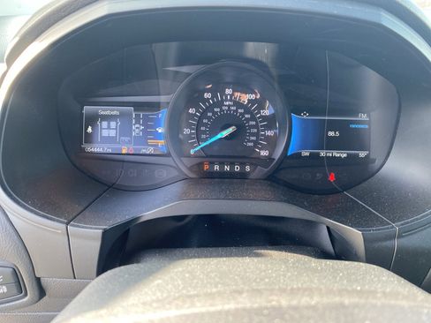 Used 2022 Ford Edge Titanium image 25