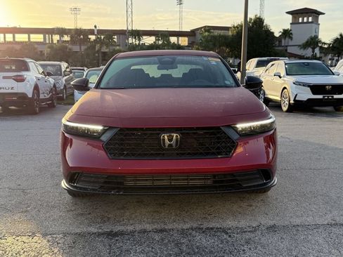 Used 2025 Honda Accord SE image 3