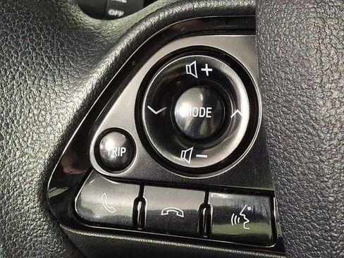 Used 2021 Toyota Prius LE w/ Carpet Mat Package (TMS) FWD image 20