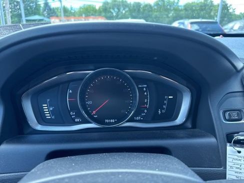 Used 2016 Volvo XC60 T5 Premier AWD/4WD image 13