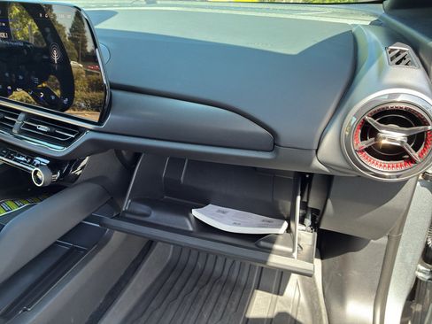 Used 2024 Chevrolet Equinox EV RS FWD image 50