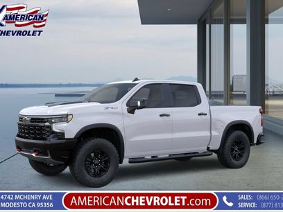 New 2026 Chevrolet Silverado 1500 ZR2 w/ LPO, Dark Essentials Package