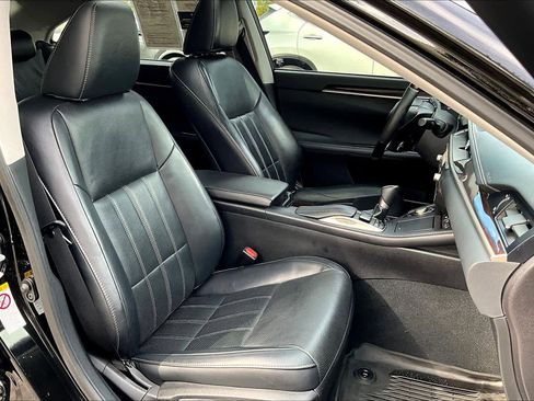 Used 2017 Lexus ES 350 image 8